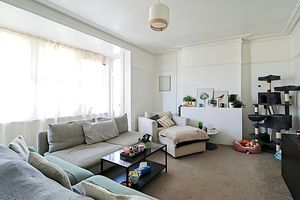 Living Room- click for photo gallery